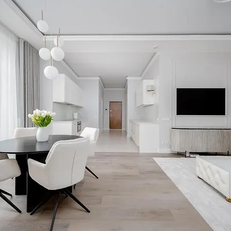 Luxury Gedimino Pr Downtown With Parking Вільнюс