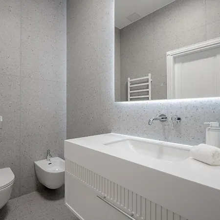 Luxury Gedimino Pr Downtown With Parking * Вільнюс