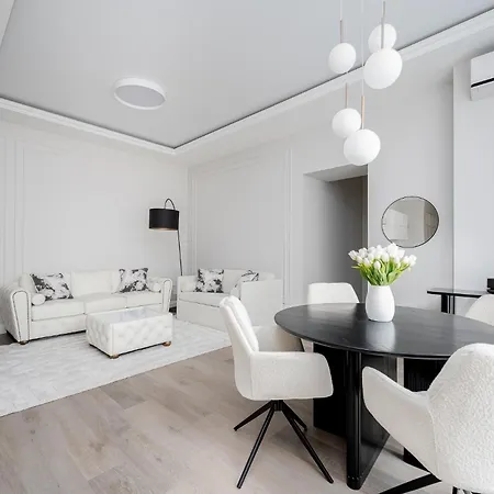 Апартаменти Luxury Gedimino Pr Downtown With Parking *