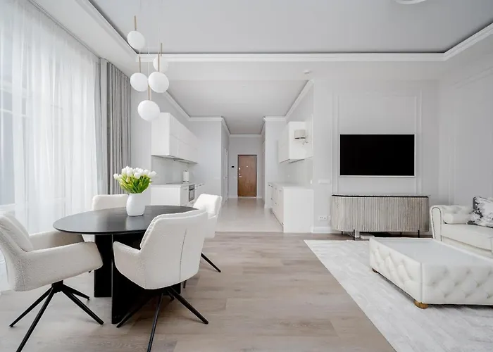 Luxury Gedimino Pr Downtown With Parking Vilnius