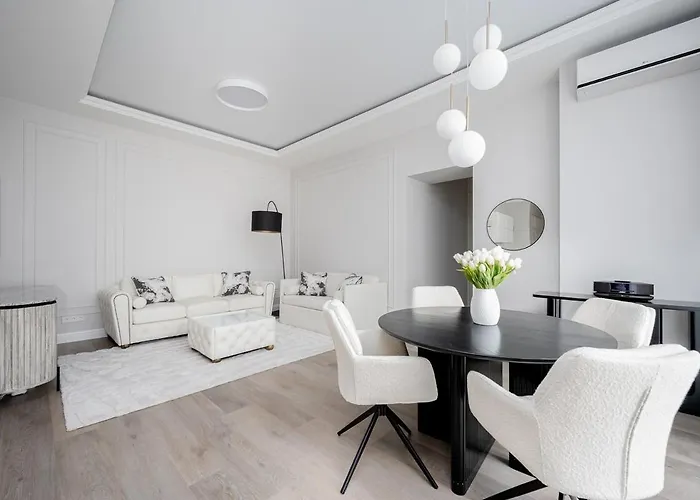 Luxury Gedimino Pr Downtown With Parking Вильнюс