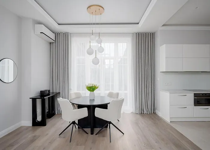 Luxury Gedimino Pr Downtown With Parking * Вильнюс