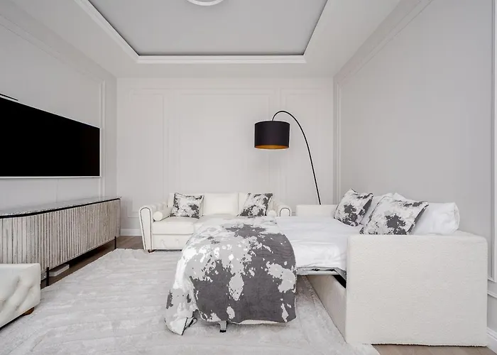 Luxury Gedimino Pr Downtown With Parking Вильнюс