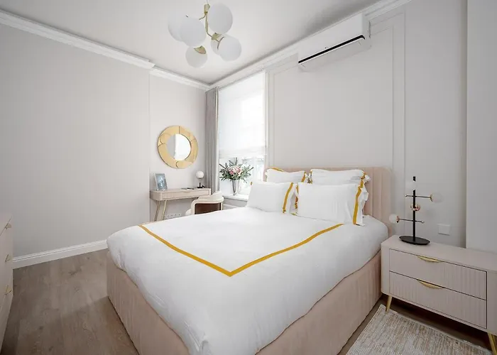 Luxury Gedimino Pr Downtown With Parking * וילנה